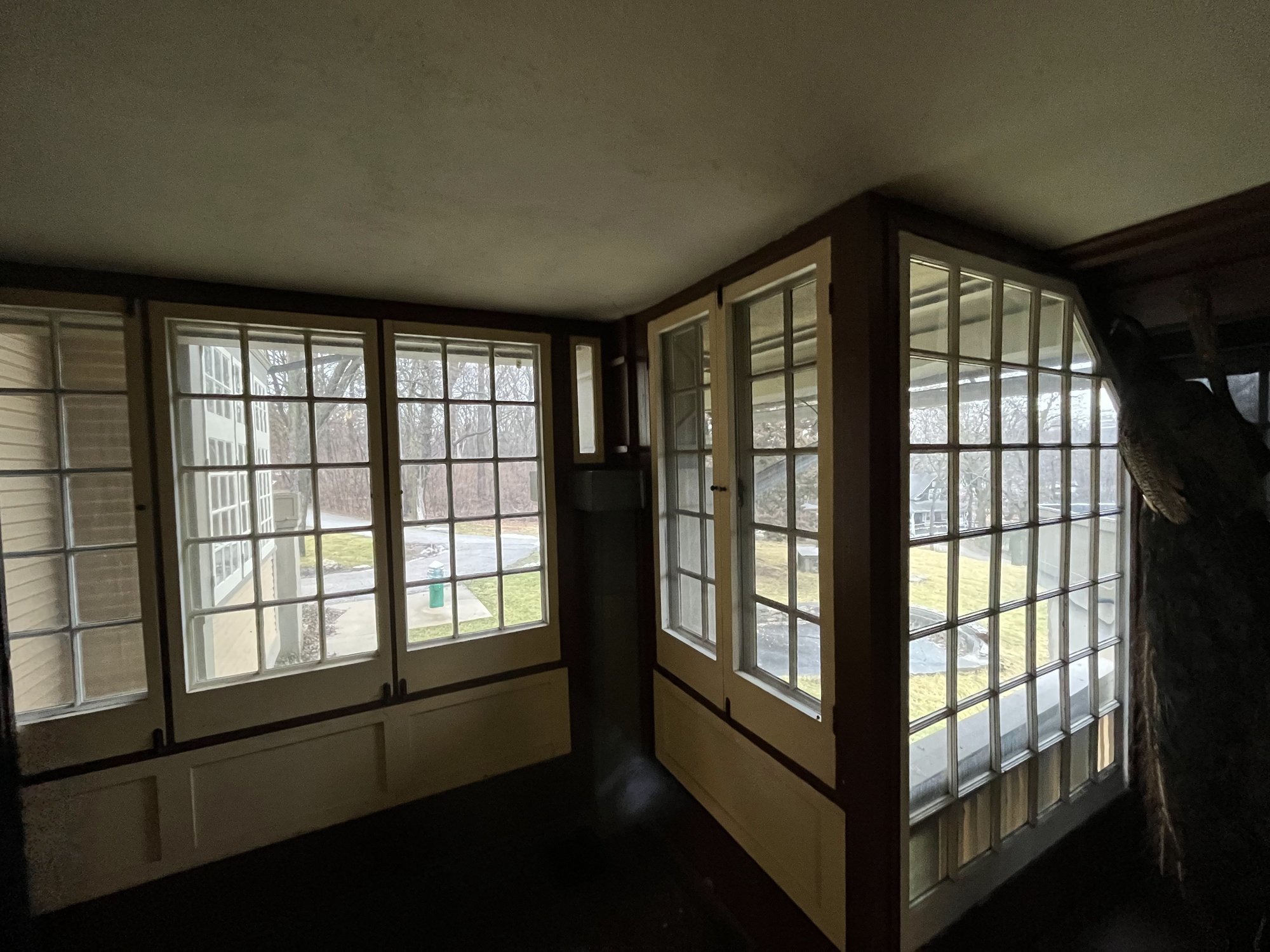 https://aaaglass.com/wp-content/uploads/2026/10/fabyan-villa-uv-film-3.jpg